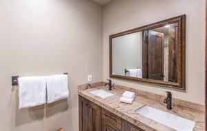 Old Town Park City Mountain Estate Steps from Main Street & Ski Lifts - Park City, Utah