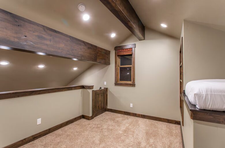 Old Town Park City Mountain Estate Steps from Main Street & Ski Lifts - Park City, Utah