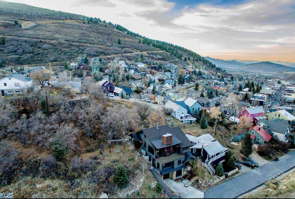 Old Town Park City Mountain Estate Steps from Main Street & Ski Lifts - Park City, Utah