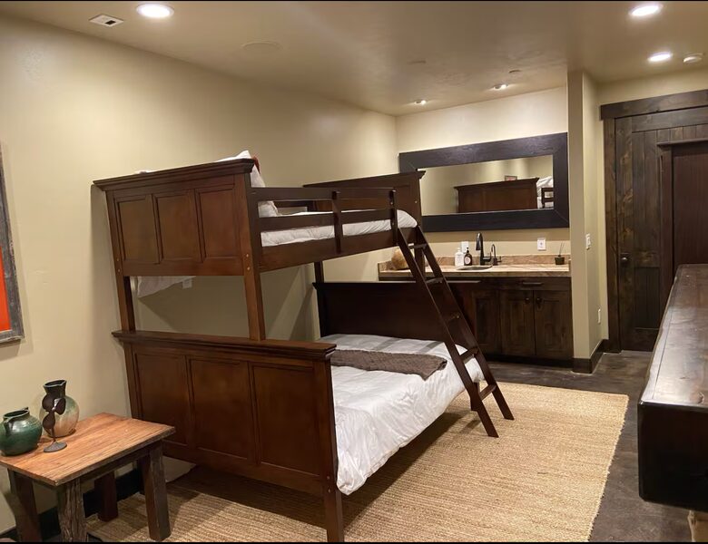 Old Town Park City Mountain Estate Steps from Main Street & Ski Lifts - Park City, Utah