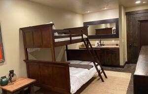 Old Town Park City Mountain Estate Steps from Main Street & Ski Lifts - Park City, Utah