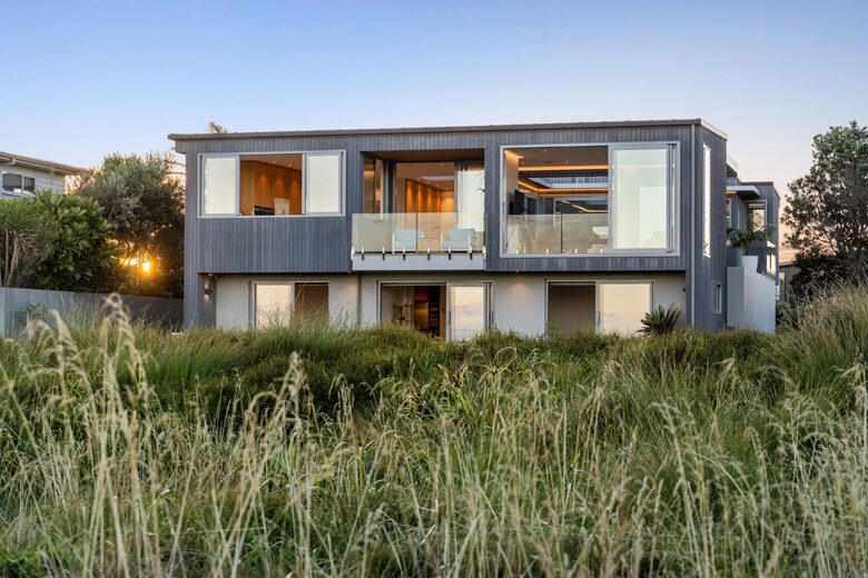 Omaha Waterfront Haven with Pool and Ocean Views - Omaha, New Zealand