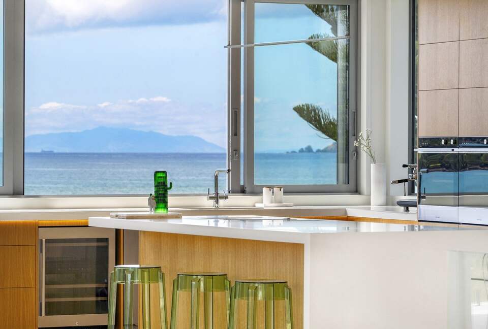 Omaha Waterfront Haven with Pool and Ocean Views - Omaha, New Zealand