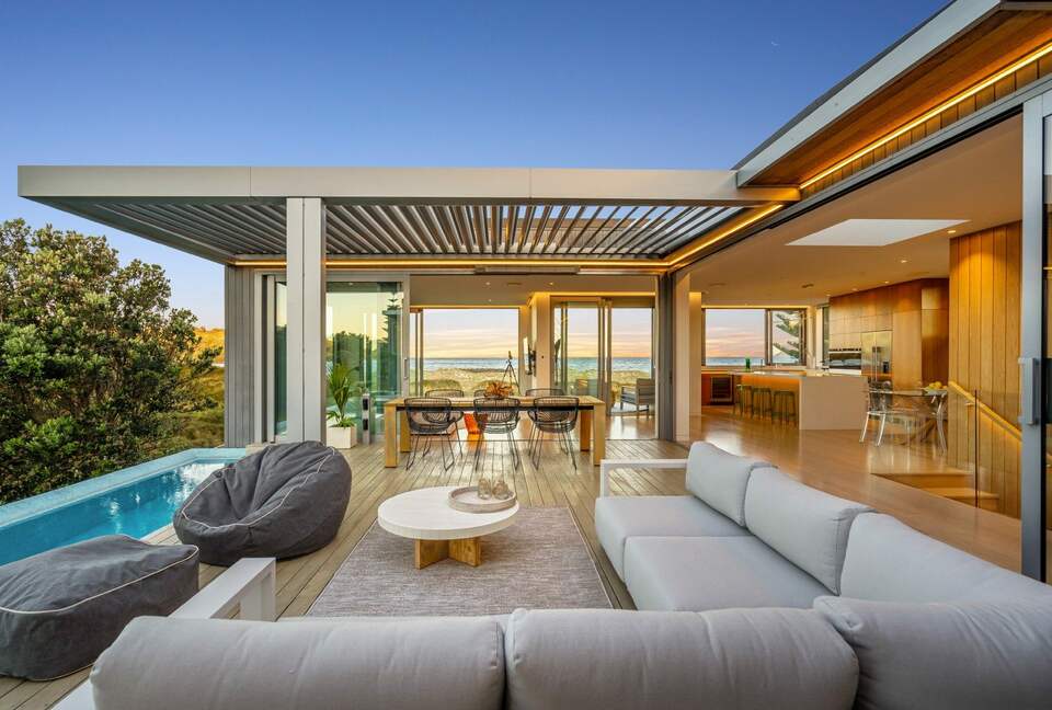 Omaha Waterfront Haven with Pool and Ocean Views - Omaha, New Zealand