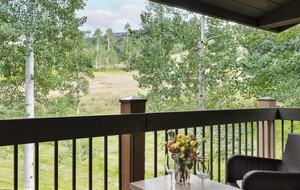 Ski-In/Ski-Out Snowmass Condo with Fireplace & Mountain Views - Snowmass Village, Colorado