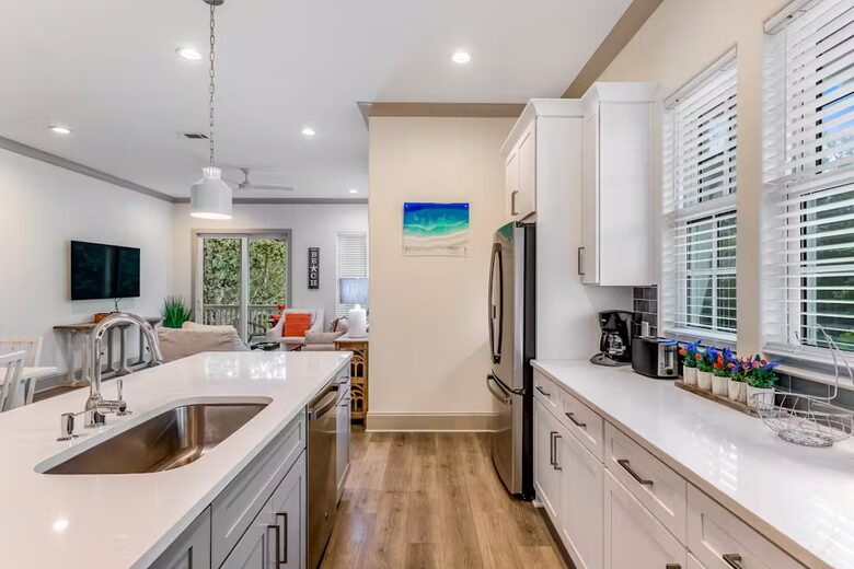 Newly Built Luxury Retreat with High Ceilings & Gulf Breeze Views - Santa Rosa Beach, Florida