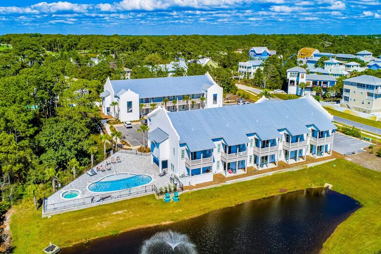 Newly Built Luxury Retreat with High Ceilings & Gulf Breeze Views - Santa Rosa Beach, Florida