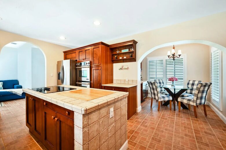 Sprawling Deerfield Beach Oasis with Heated Pool & Tiki Lounge - Deerfield Beach, Florida