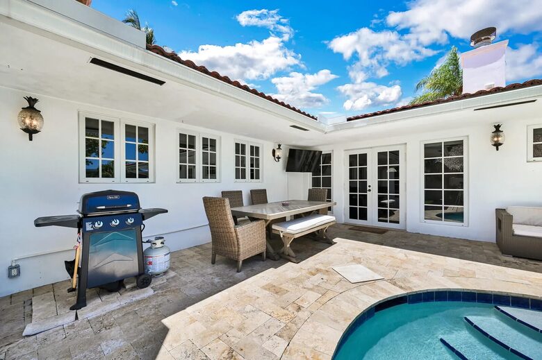 Sprawling Deerfield Beach Oasis with Heated Pool & Tiki Lounge - Deerfield Beach, Florida