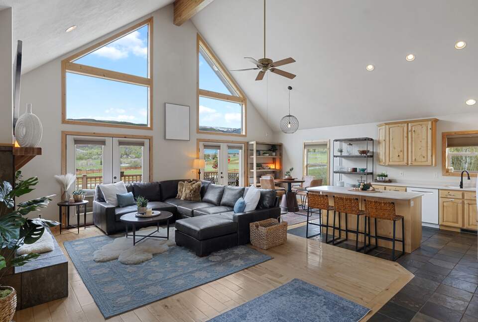 Modern Mountain Getaway near Park City with Sweeping Views - Oakley, Utah