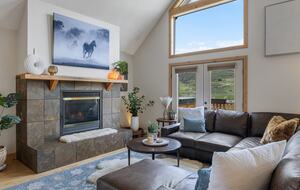 Modern Mountain Getaway near Park City with Sweeping Views - Oakley, Utah