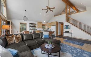 Modern Mountain Getaway near Park City with Sweeping Views - Oakley, Utah