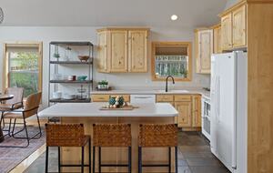 Modern Mountain Getaway near Park City with Sweeping Views - Oakley, Utah