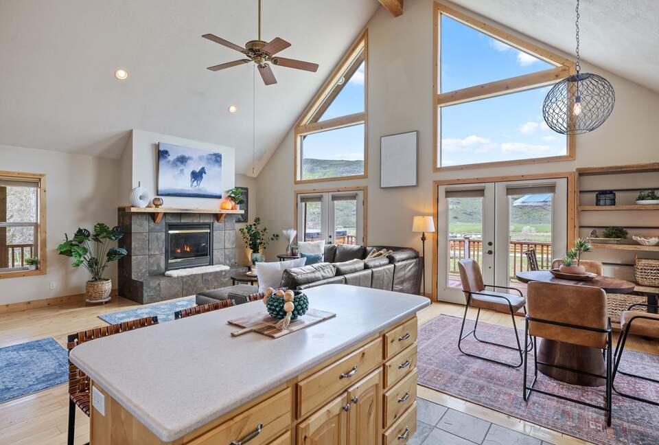 Modern Mountain Getaway near Park City with Sweeping Views - Oakley, Utah