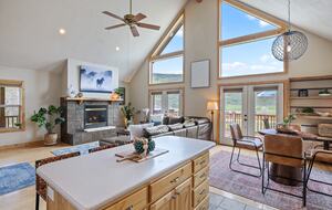 Modern Mountain Getaway near Park City with Sweeping Views - Oakley, Utah