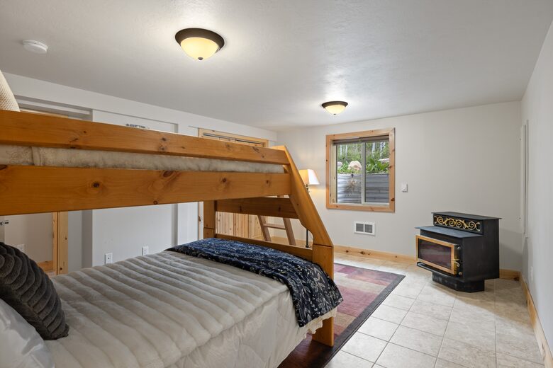 Modern Mountain Getaway near Park City with Sweeping Views - Oakley, Utah