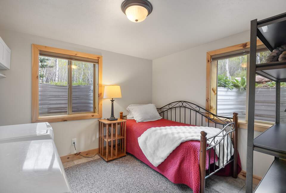 Modern Mountain Getaway near Park City with Sweeping Views - Oakley, Utah