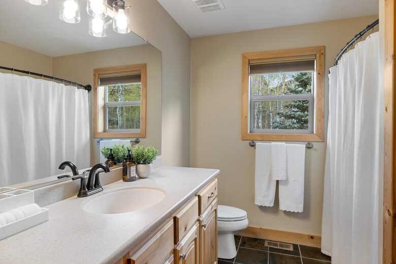 Modern Mountain Getaway near Park City with Sweeping Views - Oakley, Utah