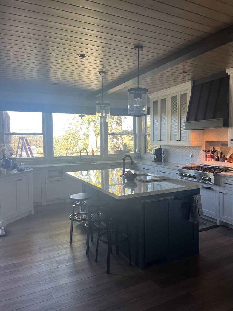 Grand View Lodge at Arrowhead - Lake Arrowhead, California