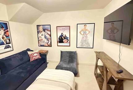 Elegant Lakeview Cabin Near Downtown Blowing Rock - Blowing Rock, North Carolina