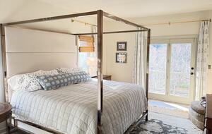 Elegant Lakeview Cabin Near Downtown Blowing Rock - Blowing Rock, North Carolina