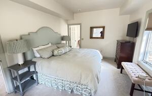 Elegant Lakeview Cabin Near Downtown Blowing Rock - Blowing Rock, North Carolina