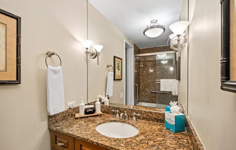 Kaanapali Alii | 492 - Lahaina, Hawaii