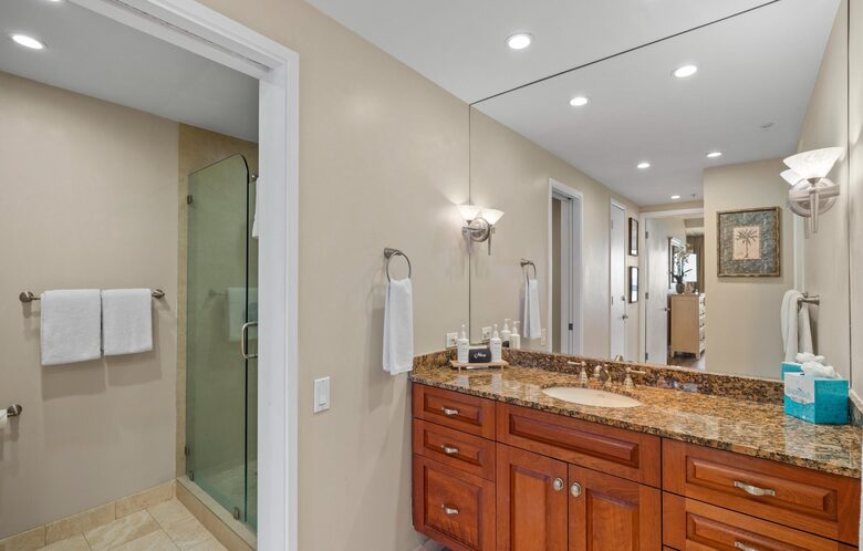 Kaanapali Alii | 492 - Lahaina, Hawaii