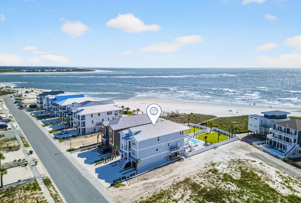 New Ocean Isle Retreat with Direct Beach Access & Tiki Bar - Ocean Isle Beach, North Carolina