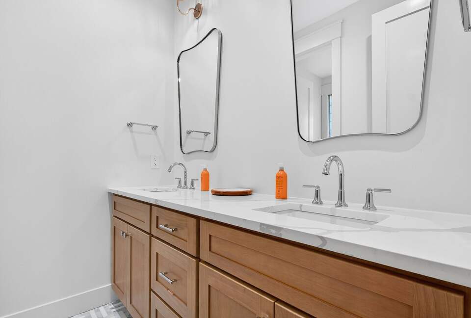 New Ocean Isle Retreat with Direct Beach Access & Tiki Bar - Ocean Isle Beach, North Carolina