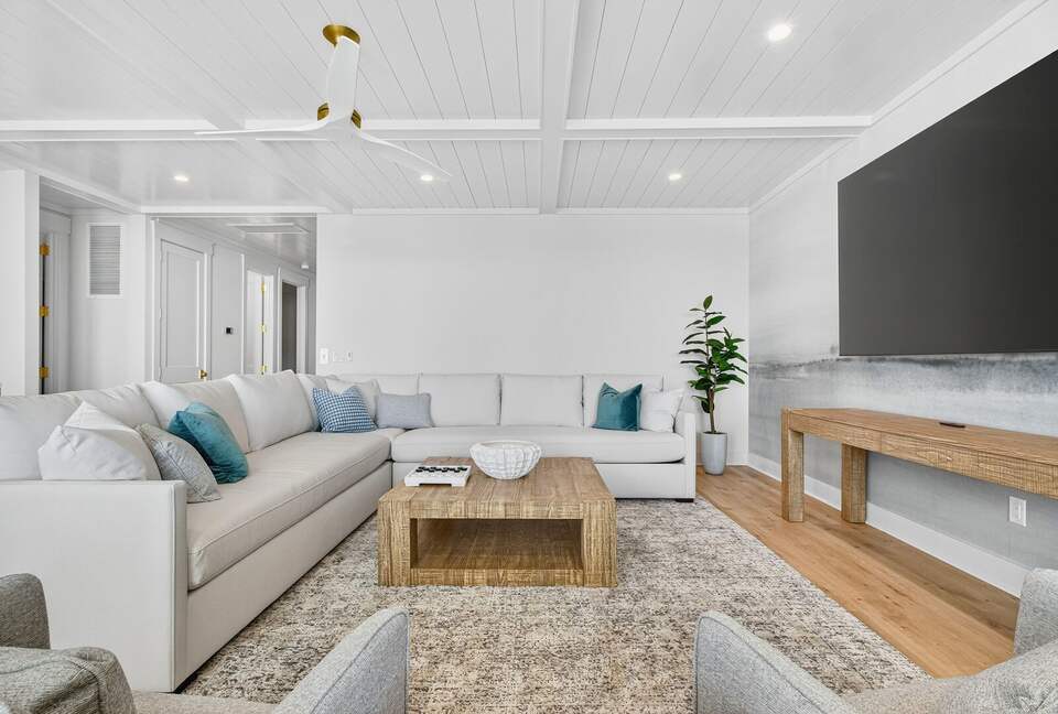 New Ocean Isle Retreat with Direct Beach Access & Tiki Bar - Ocean Isle Beach, North Carolina