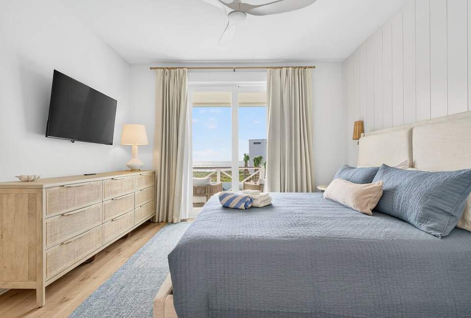 New Ocean Isle Retreat with Direct Beach Access & Tiki Bar - Ocean Isle Beach, North Carolina