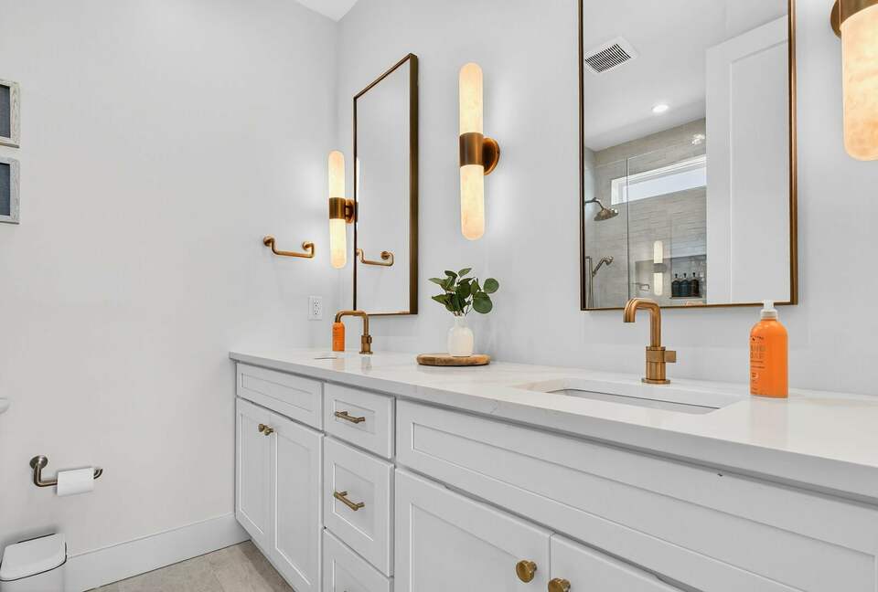 New Ocean Isle Retreat with Direct Beach Access & Tiki Bar - Ocean Isle Beach, North Carolina