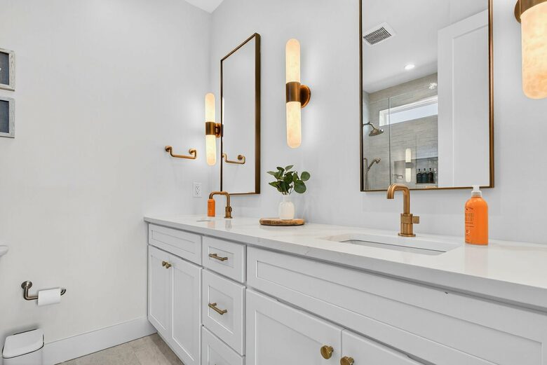 New Ocean Isle Retreat with Direct Beach Access & Tiki Bar - Ocean Isle Beach, North Carolina