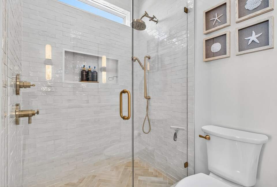 New Ocean Isle Retreat with Direct Beach Access & Tiki Bar - Ocean Isle Beach, North Carolina