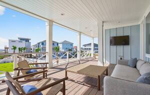 New Ocean Isle Retreat with Direct Beach Access & Tiki Bar - Ocean Isle Beach, North Carolina