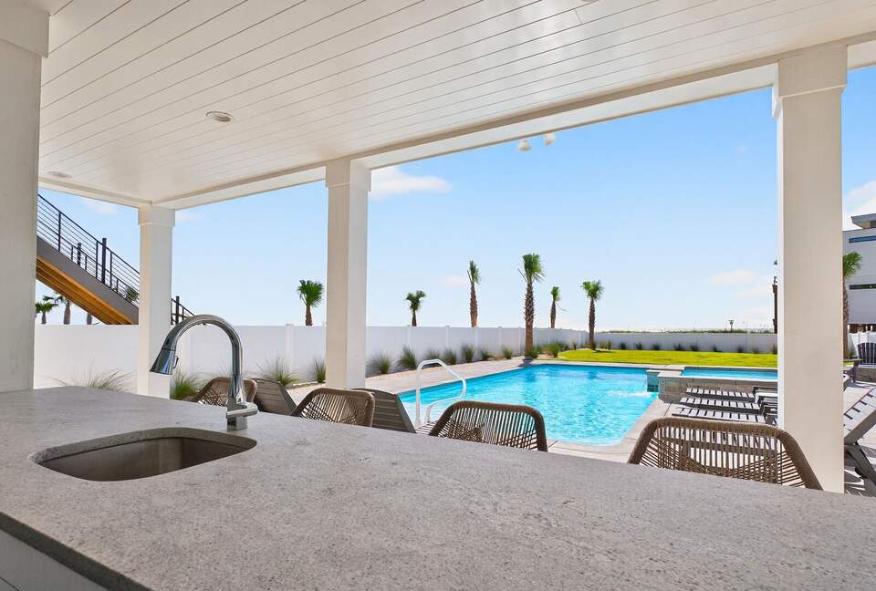 New Ocean Isle Retreat with Direct Beach Access & Tiki Bar - Ocean Isle Beach, North Carolina