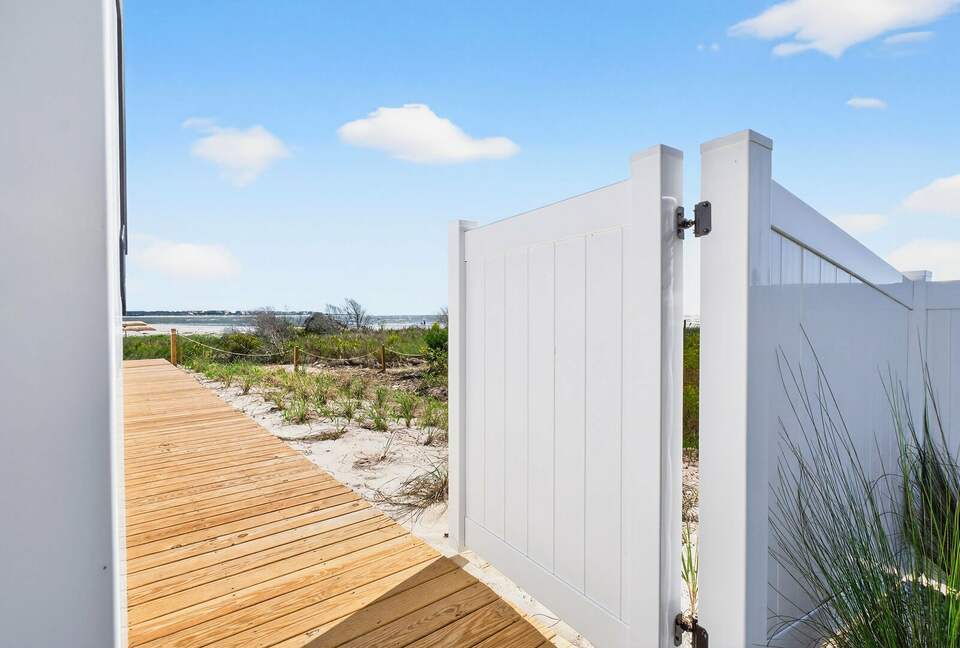 New Ocean Isle Retreat with Direct Beach Access & Tiki Bar - Ocean Isle Beach, North Carolina