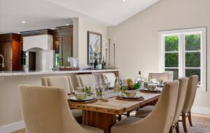 Designer Napa Retreat Overlooking Mt. George - Napa, California