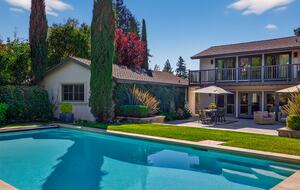 Designer Napa Retreat Overlooking Mt. George - Napa, California