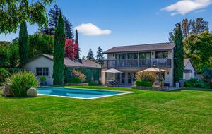 Designer Napa Retreat Overlooking Mt. George - Napa, California