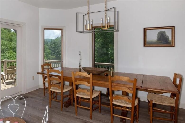 Elegant Lakeview Cabin Near Downtown Blowing Rock - Blowing Rock, North Carolina