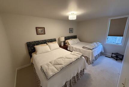 Elegant Lakeview Cabin Near Downtown Blowing Rock - Blowing Rock, North Carolina