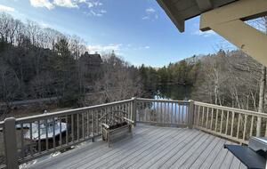 Elegant Lakeview Cabin Near Downtown Blowing Rock - Blowing Rock, North Carolina