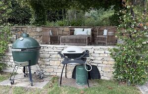 Elegant Mougins Haven Overlooking the Bay of Cannes - Mougins, France