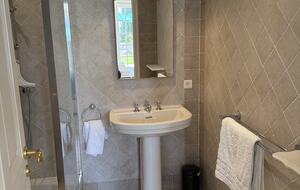 Elegant Mougins Haven Overlooking the Bay of Cannes - Mougins, France