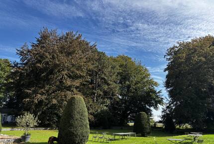 Château Blanc | Elegant 19th-Century Château with Grand Grounds - Grainville-Ymauville, France