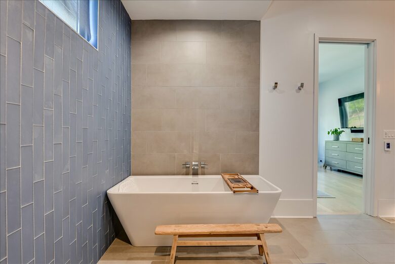 Savannah River Modern with Resort-Style Amenities - Evans, Georgia