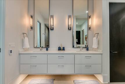 Savannah River Modern with Resort-Style Amenities - Evans, Georgia