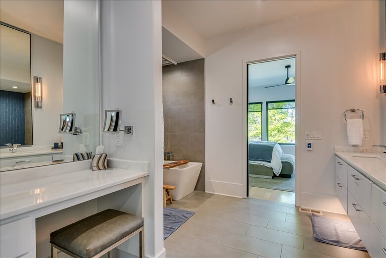 Savannah River Modern with Resort-Style Amenities - Evans, Georgia